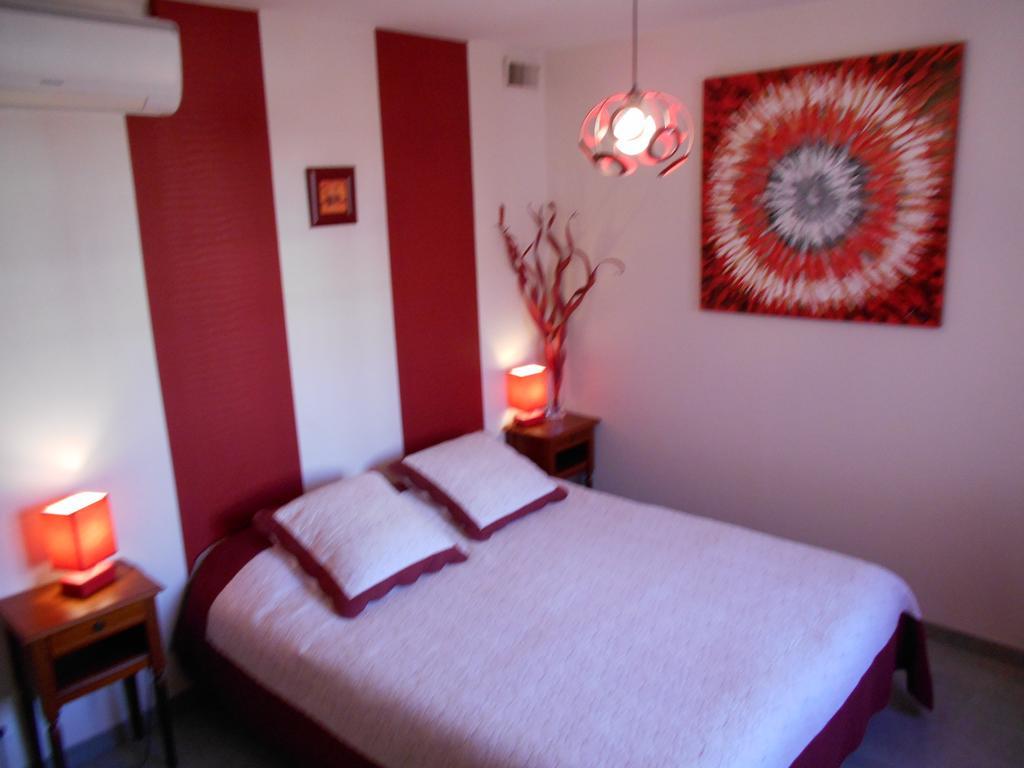Les Tilleuls B&B Orange  Habitación foto