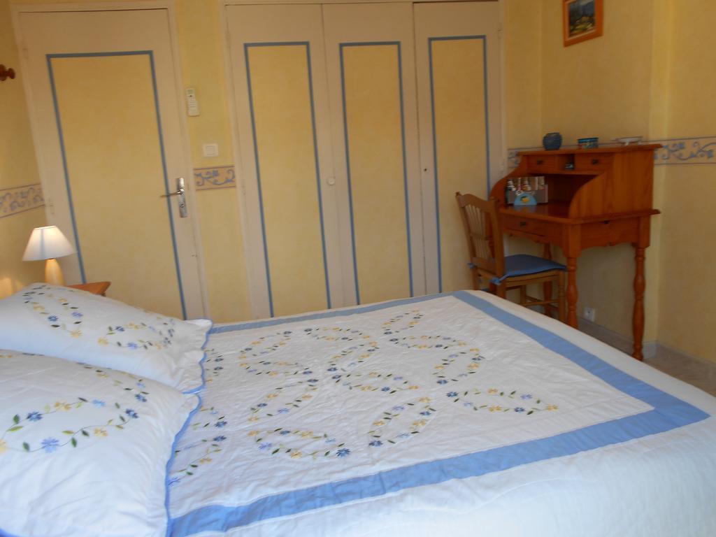 Les Tilleuls B&B Orange  Habitación foto