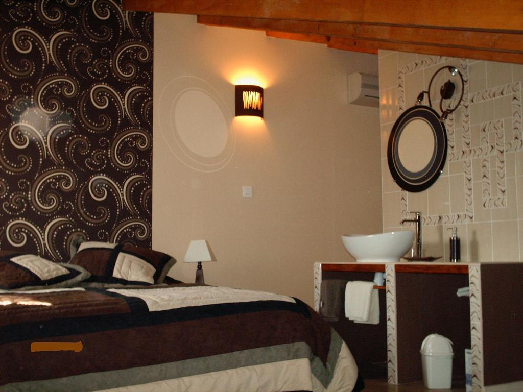 Les Tilleuls B&B Orange  Habitación foto